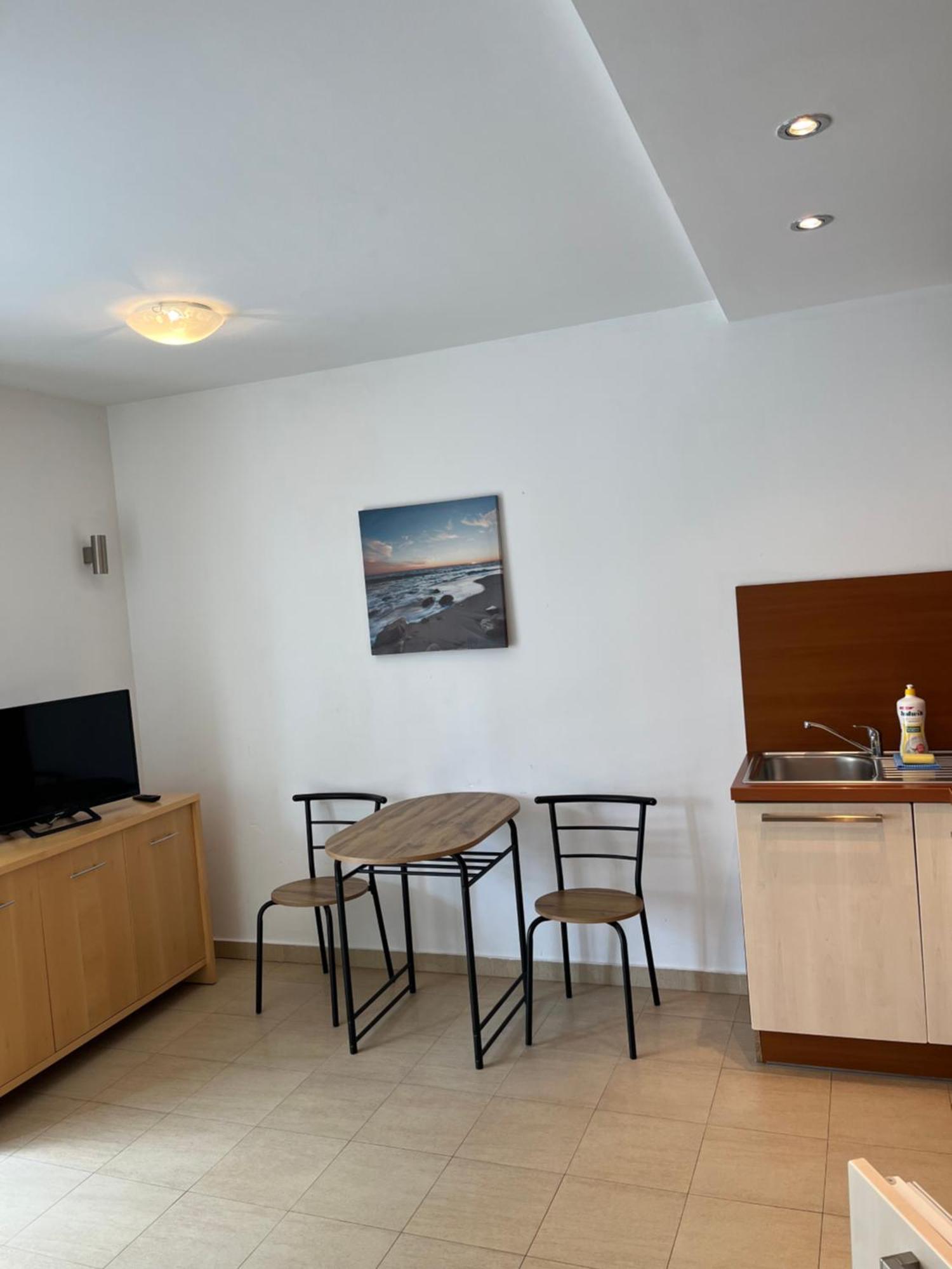 Baltic Vip Apartamenty Przy Morzu Реваль Экстерьер фото
