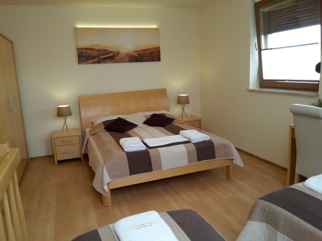Baltic Vip Apartamenty Przy Morzu Реваль Экстерьер фото