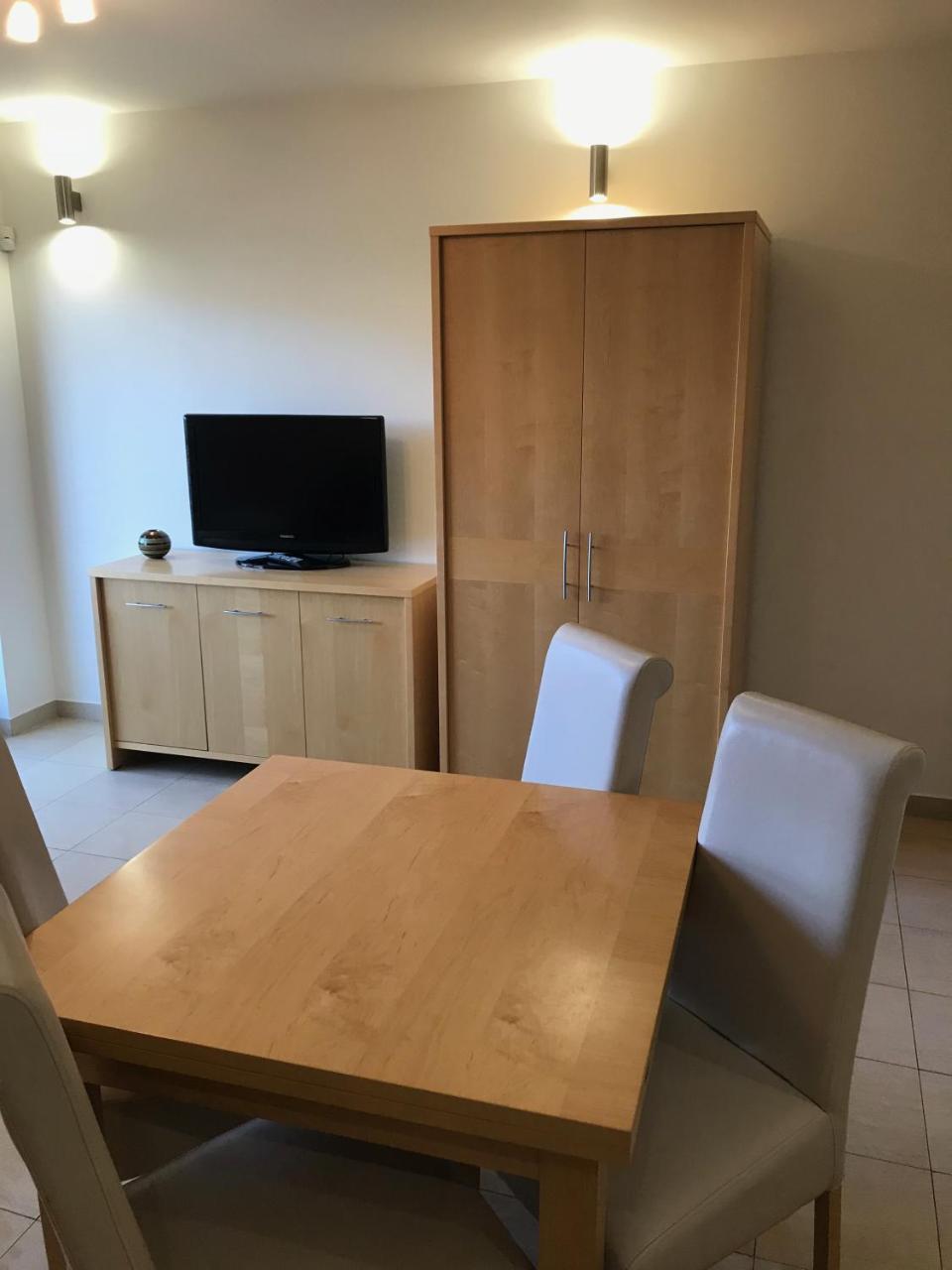 Baltic Vip Apartamenty Przy Morzu Реваль Экстерьер фото